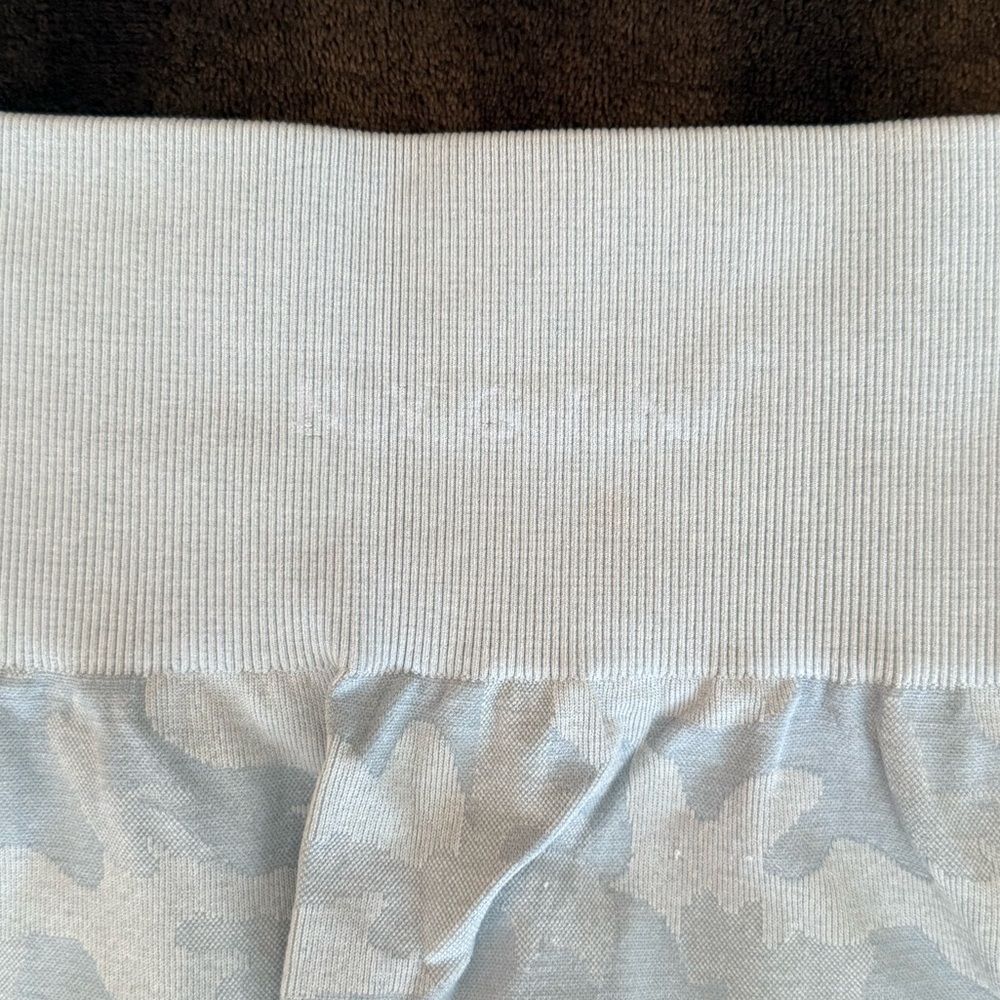 NVGTN Icy Blue Camo Seamless Leggings - Picture 8 of 8